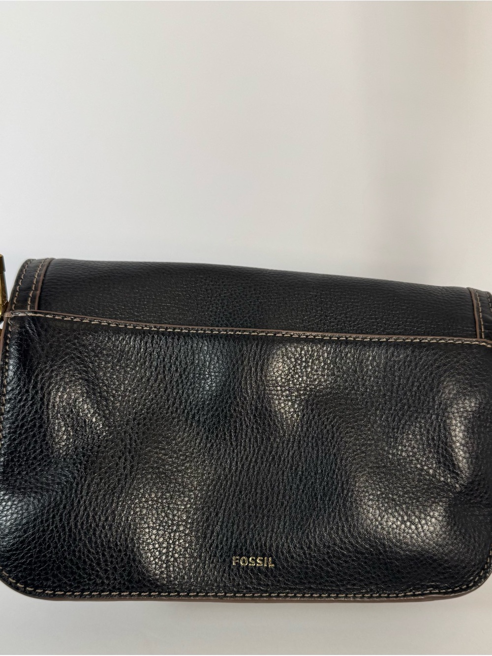 Fossil Black Leather Crossbody with Brown Trim - Picture 2 of 15